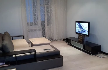 Foto Tres Ambientes piso, para alquilar. Odesa Приморский