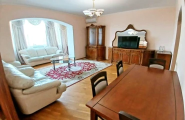 Photo Four-Room flat, to rent. Kyiv Печерский , Pecherska