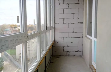Zdjęcie Trzypokojowe mieszkanie, na sprzedaż. Poltava Киевский