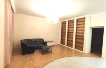 Photo Three-Room flat, for sale. Kyiv Соломенский район, Vokzalna