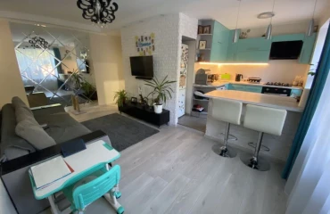 Photo Three-Room flat, for sale. Poltava Шевченковский (Октябрьский)