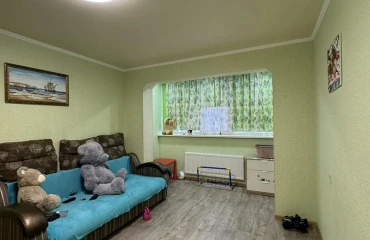 Foto Tres Ambientes piso, en venta. Poltava Киевский