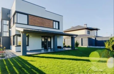 Photo House, for sale. Lisnyky Киево-Святошинский район