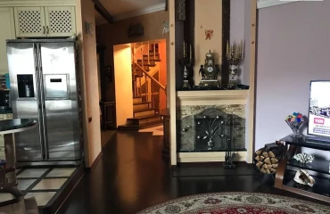 Foto Cuatro Ambientes piso, en venta. Poltava Шевченковский (Октябрьский)