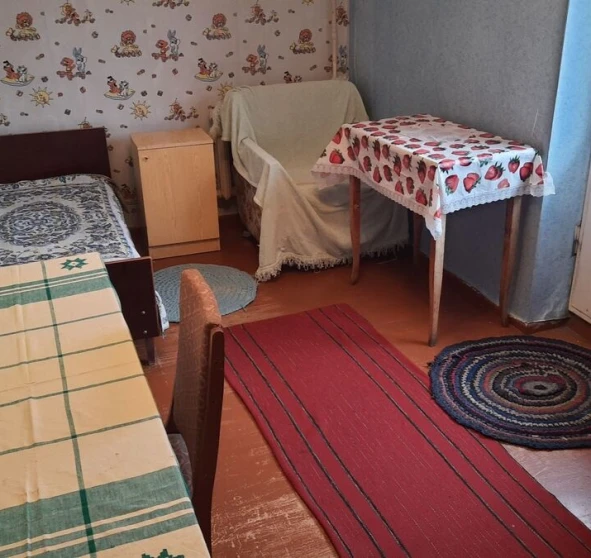 Photo 1. Three-Room flat, to rent. Poltava Шевченковский (Октябрьский)