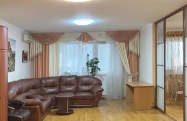 Foto Monoambiente piso, para alquilar. Kyiv Дарницкий район, Pozniaky
