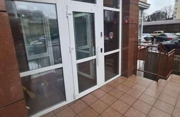 Фото Комерційна, продаж. Київ