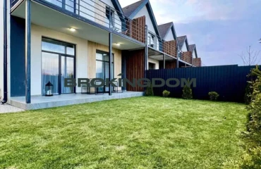 Photo House, for sale. Hatne