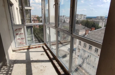 Фото Трикімнатна квартира, продаж. Житомир Центр