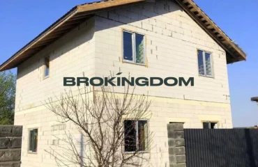 Photo House, for sale. Pukhivka