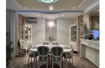 Fotografie Patru Camere apartament, de vânzare. Kyiv Голосеевский