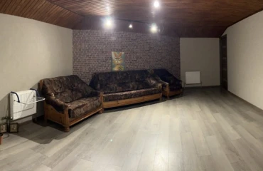 Photo House, for sale. Poltava Шевченковский (Октябрьский)