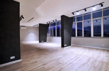 Foto Comercial, para alquilar. Kyiv Дарницкий район, Osokorky