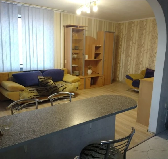 Photo 1. Three-Room flat, to rent. Odesa Приморский