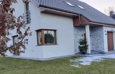 Photo House, for sale. Petropavlivska Borshchahivka
