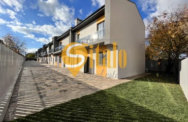 Foto Casa, en venta. Petropavlivska Borshchahivka