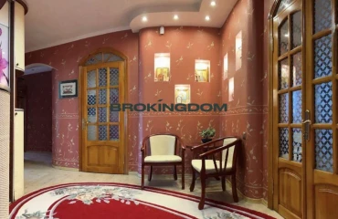 Foto Tres Ambientes piso, en venta. Kyiv Дарницкий