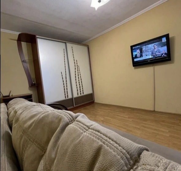 Fotografie 1. Garsonieră apartament, de închiriat. Kyiv Святошинский район, Zhytomyrska
