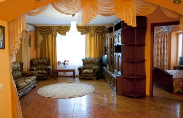 Fotografie Trei Camere apartament, de închiriat. Poltava Шевченковский (Октябрьский)