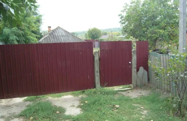 Photo House, for sale. Ananiv