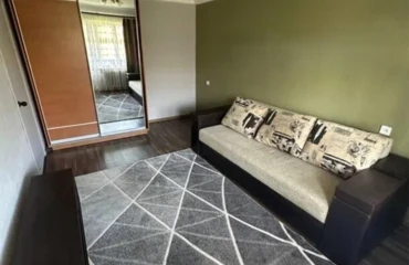 Foto Monoambiente piso, en venta. Kyiv Голосеевский, Holosiivska