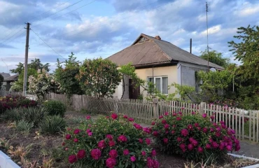Photo House, for sale. Synky