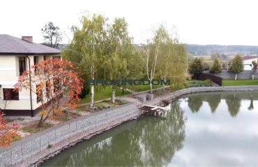 Foto Casa, en venta. Mykhailivka-Rubezhivka