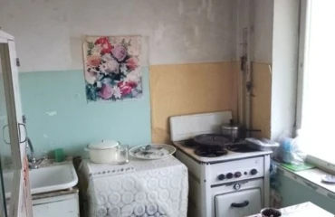 Foto Tres Ambientes piso, en venta. Kyiv Шевченковский, Politekhnichnyi instytut