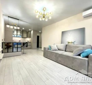 Foto 2. Monoambiente piso, en venta. Kyiv Дарницкий