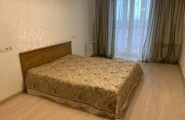 Photo Three-Room flat, to rent. Poltava Шевченковский (Октябрьский)