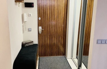 Fotografie Multiple Camere apartament, de închiriat. Poltava