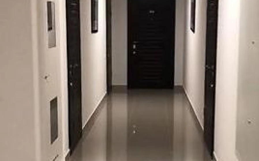 Foto 1. Tres Ambientes piso, en venta. Odesa Приморский
