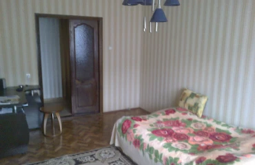 Foto Tres Ambientes piso, en venta. Poltava Киевский