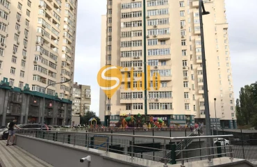 Zdjęcie Trzypokojowe mieszkanie, na sprzedaż. Kyiv Соломенский