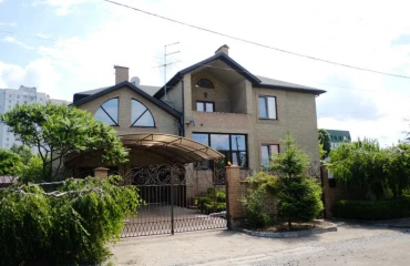 Photo House, for sale. Kyiv Деснянский район