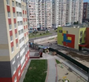 Zdjęcie 2. Trzypokojowe mieszkanie, na sprzedaż. Kyiv Голосеевский, Iprodrom