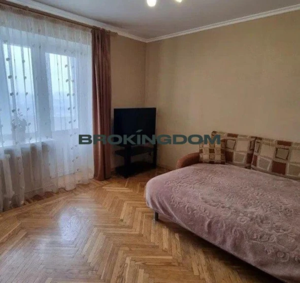 Photo 1. Four-Room flat, for sale. Kyiv Соломенский