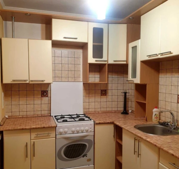 Fotografie 1. Trei Camere apartament, de închiriat. Poltava Шевченковский (Октябрьский)