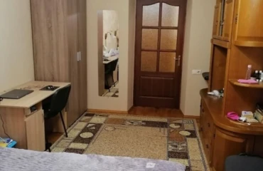 Zdjęcie Trzypokojowe mieszkanie, na sprzedaż. Poltava Подольский