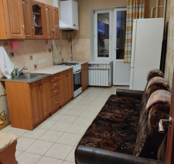 Foto 1. Monoambiente piso, para alquilar. Poltava Шевченковский (Октябрьский)