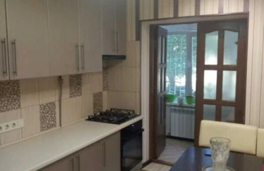 Fotografie Trei Camere apartament, de închiriat. Poltava Шевченковский (Октябрьский)