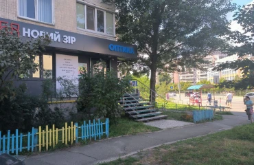 Foto Comercial, para alquilar. Kyiv