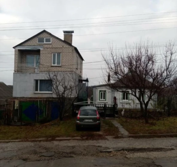 Foto 1. Casa, en venta. Verkhnodniprovsk