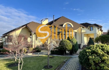 Photo House, for sale. Vyshenky