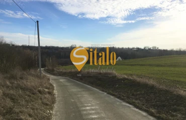 Foto Terreno, en venta. Velyki Dmytrovychi