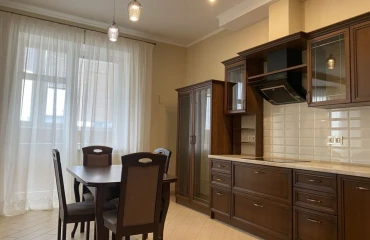 Foto Tres Ambientes piso, para alquilar. Kyiv Печерский
