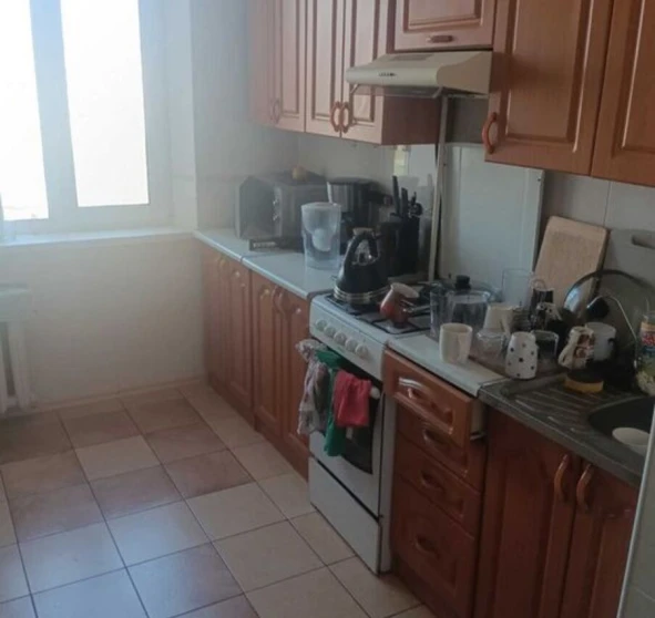 Foto 1. Tres Ambientes piso, en venta. Poltava Подольский
