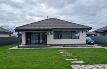 Photo Four-Room flat, to rent. Oseshchyna