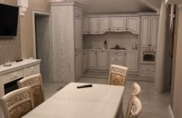 Foto Tres Ambientes piso, en venta. Poltava Шевченковский (Октябрьский)