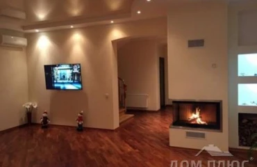 Foto Casa, en venta. Novi Bezradychi